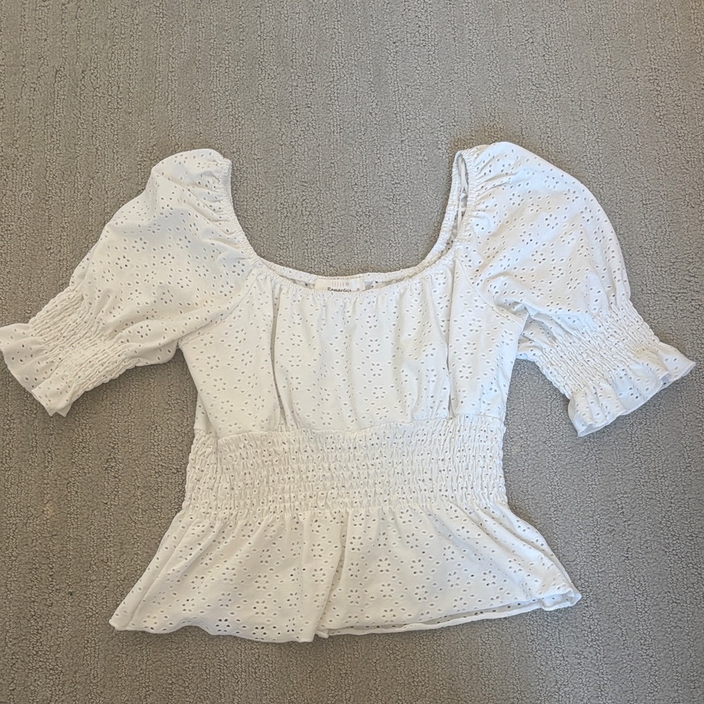 URBAN Romantics White Eyelet Blouse with Puff Sleeves